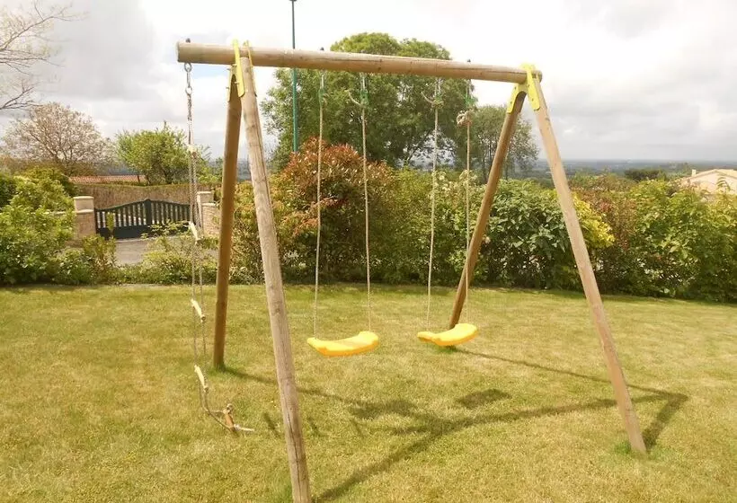 ペンション La Framboisine