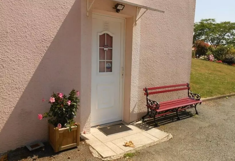 ペンション La Framboisine