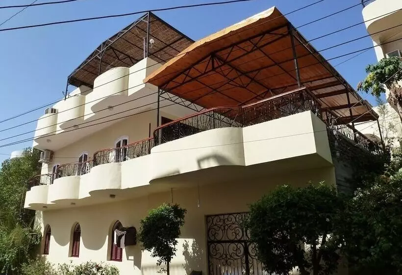 Eye House