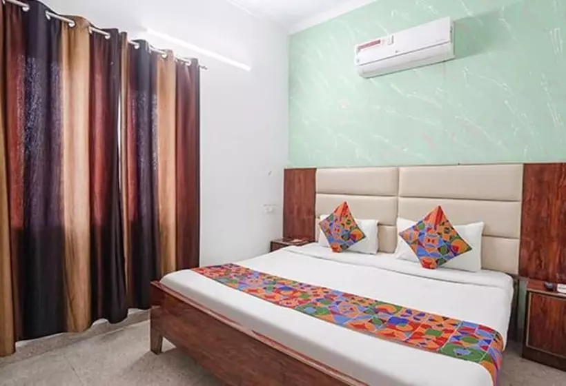 ホテル Pearl Of Taj Home Stay