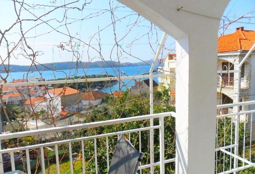 فندق Apartments Frano