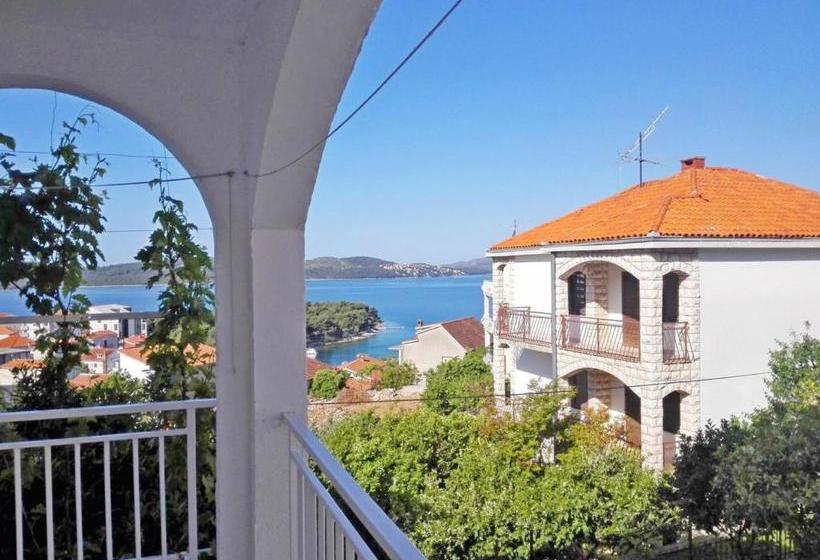 فندق Apartments Frano