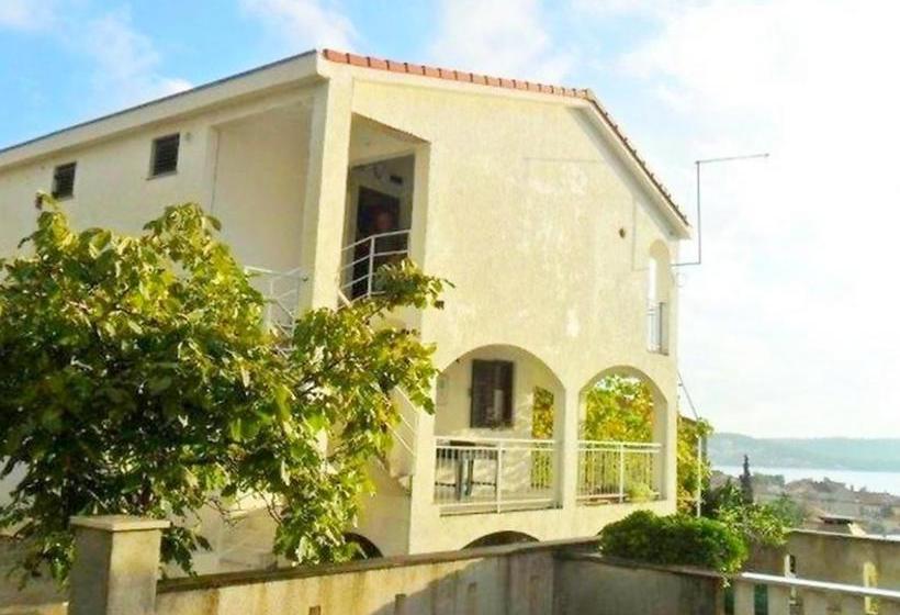 فندق Apartments Frano