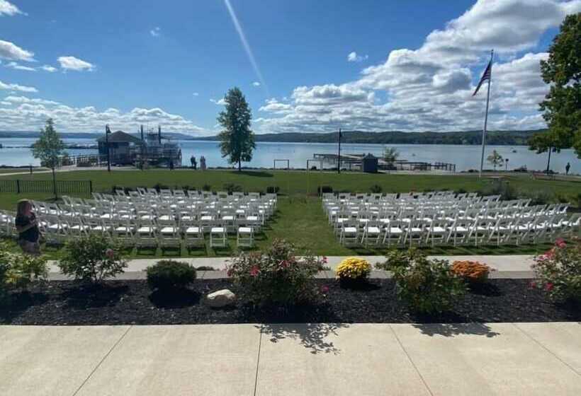 בית מלון כפרי Canandaigua, Tapestry Collection By Hilton