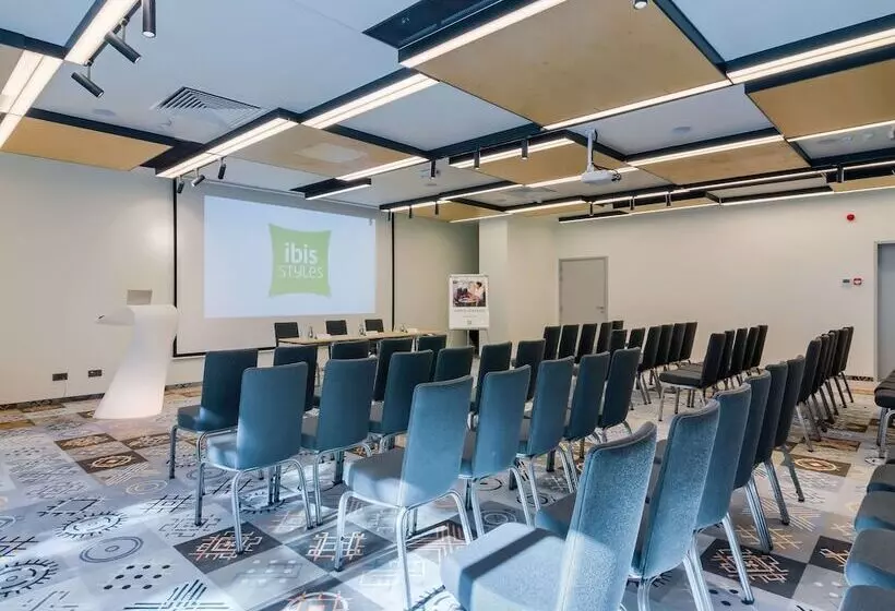 هتل Ibis Styles Bucharest City Center
