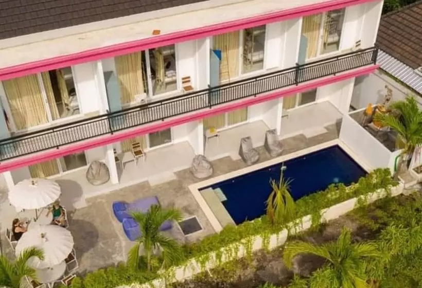 ホテル Mondo Surf Village