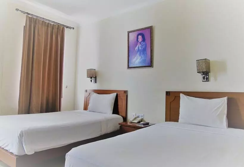 Pia Hotel Cirebon
