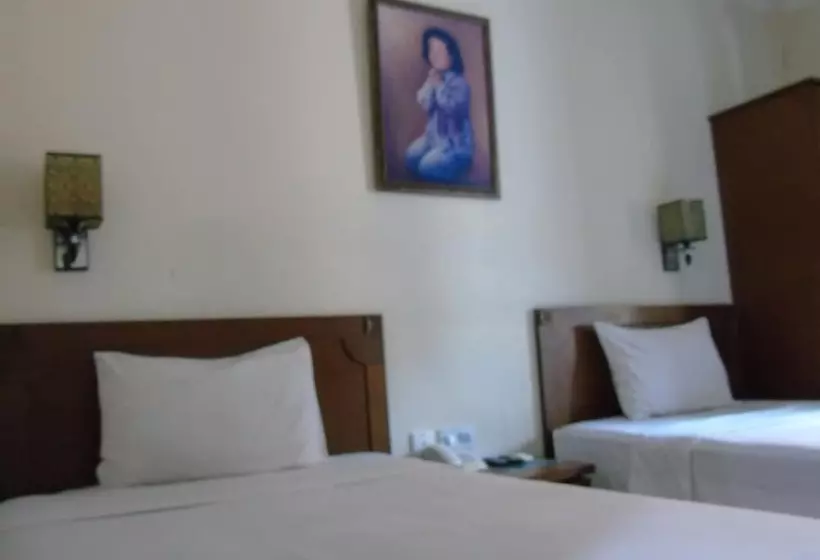 Pia Hotel Cirebon