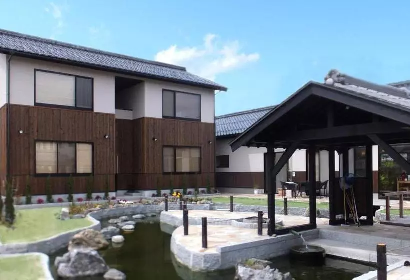 Hotelli Racine Home Harie