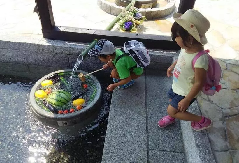 Hotelli Racine Home Harie