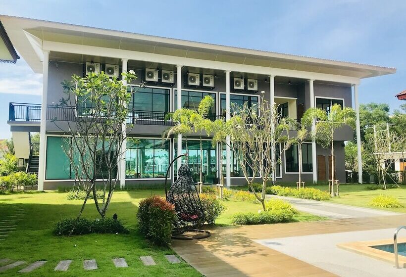 בית מלון כפרי Southern Airport