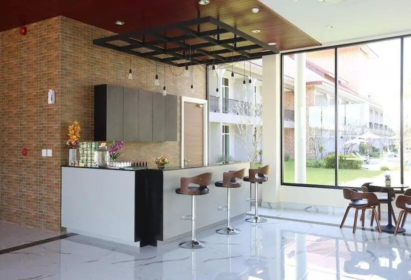 Hotelli Southern Airport