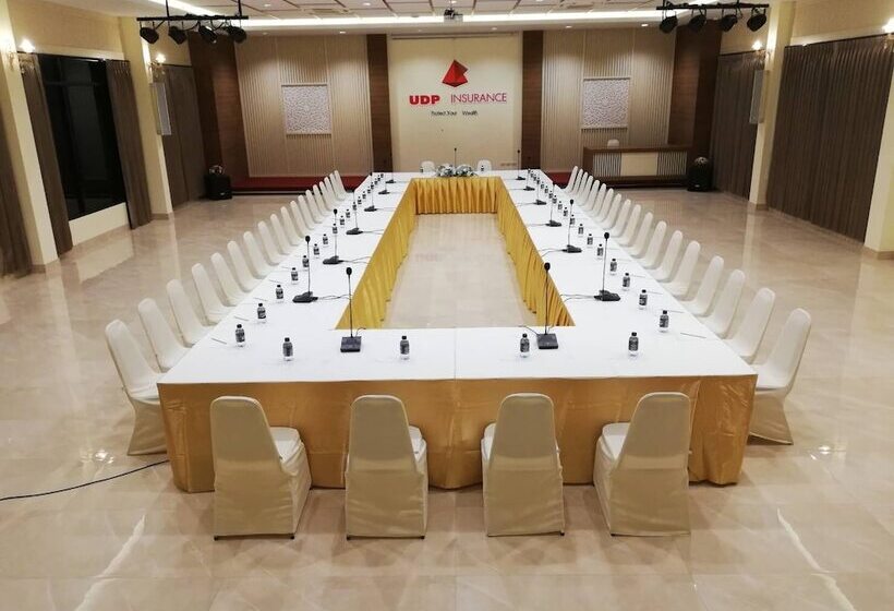 בית מלון כפרי Southern Airport