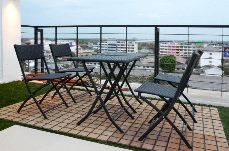 هتل The September Salaya