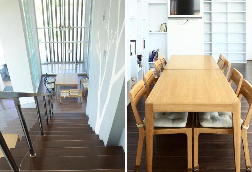 هتل The September Salaya