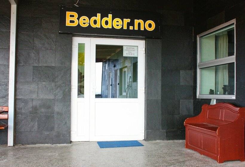 Bedder At Oslo Airport