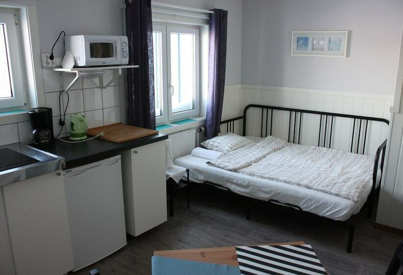 Bedder At Oslo Airport