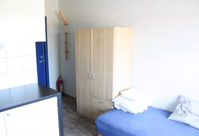 Bedder At Oslo Airport