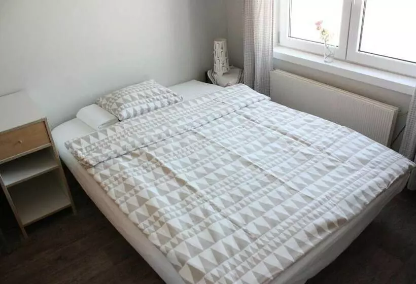 Bedder At Oslo Airport