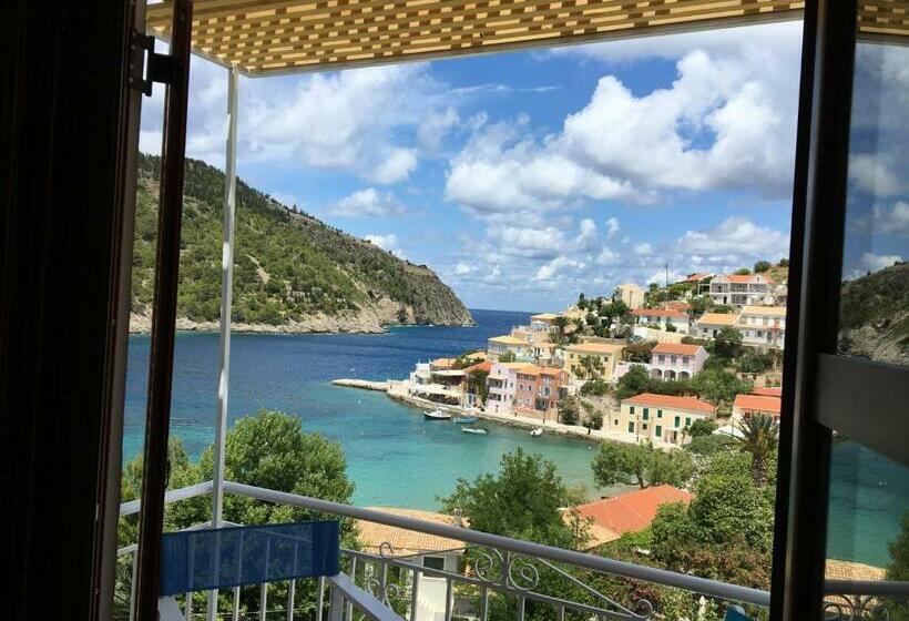 پانسیون Vassilis Retreat