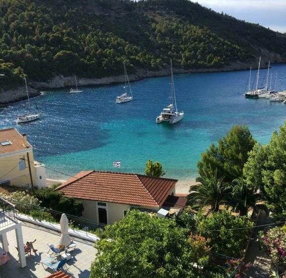 پانسیون Vassilis Retreat