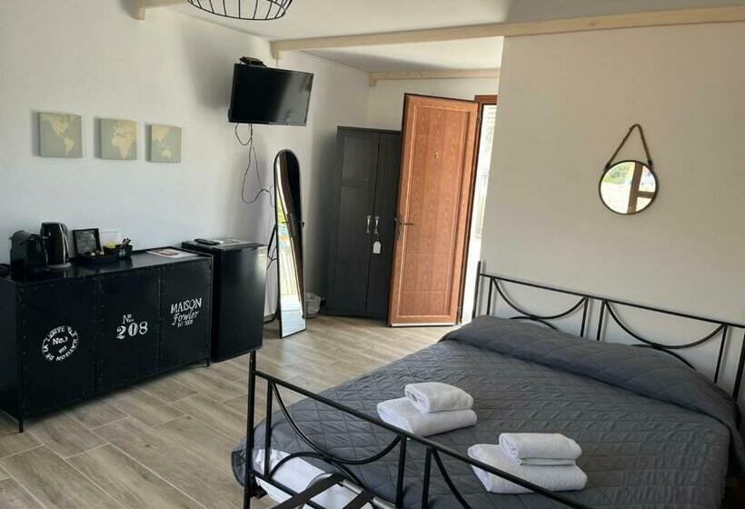 پانسیون Vassilis Retreat