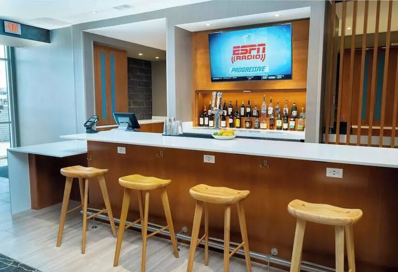 هتل Springhill Suites Spokane Airport