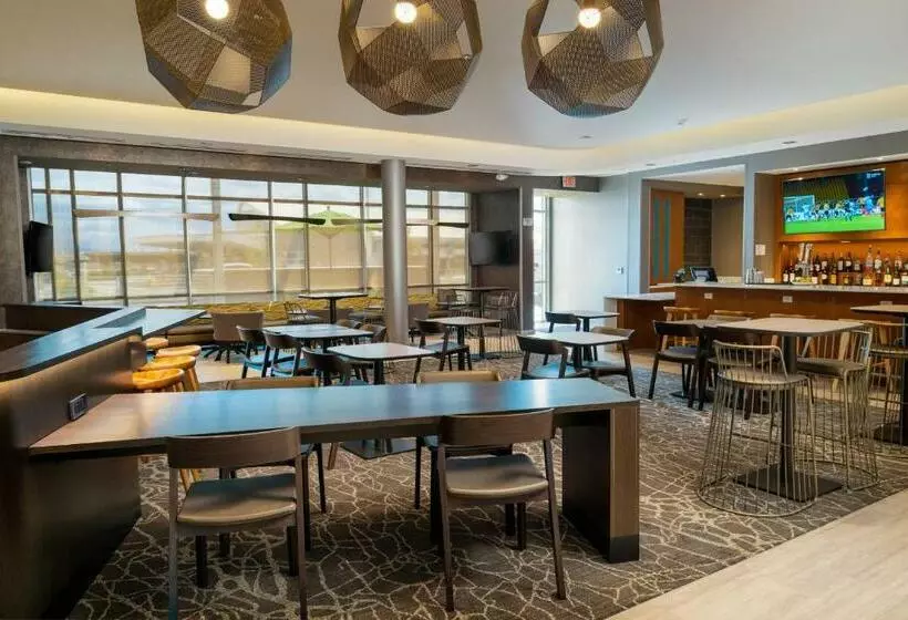 هتل Springhill Suites Spokane Airport
