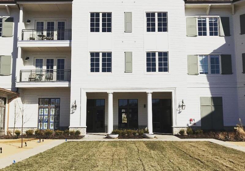 هتل The Inn At Meadowbrook