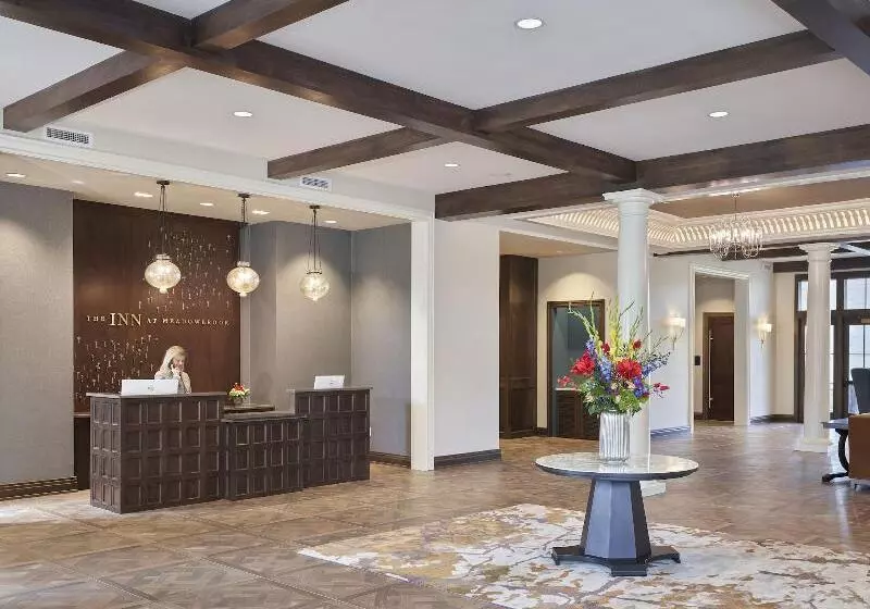ホテル The Inn At Meadowbrook