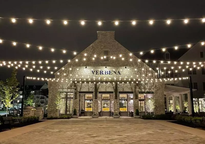 ホテル The Inn At Meadowbrook