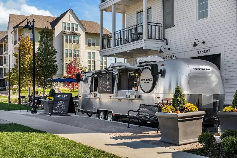 ホテル The Inn At Meadowbrook