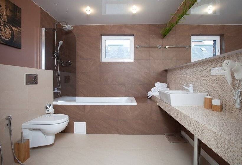 Pensjonat Guest House Shtenvald