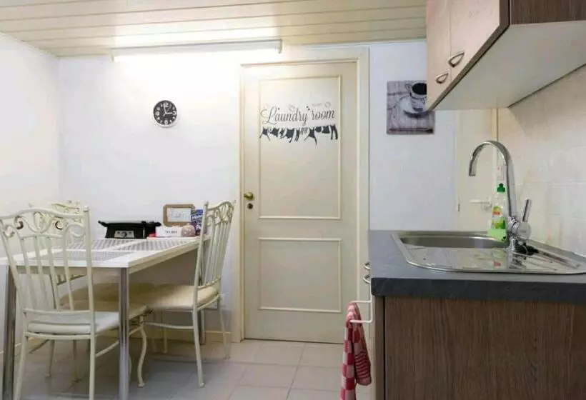 Retkeilymaja Homestay Gent Merelbeke Self Check In Service