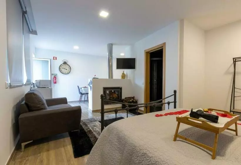 Aamiaismajoitus (B&B) Villa Alzira