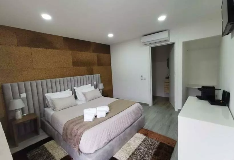 Aamiaismajoitus (B&B) Villa Alzira