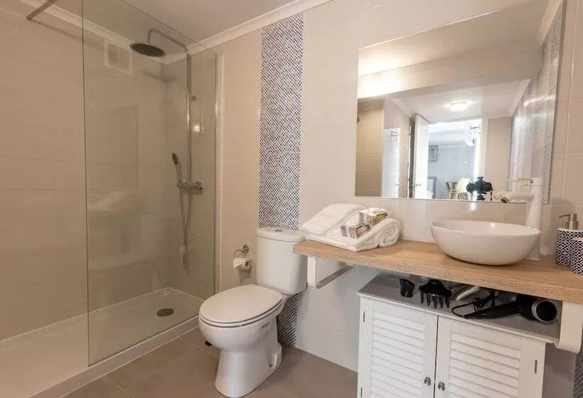 Aamiaismajoitus (B&B) Villa Alzira