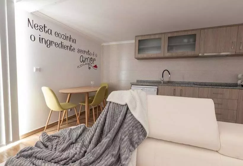 Aamiaismajoitus (B&B) Villa Alzira