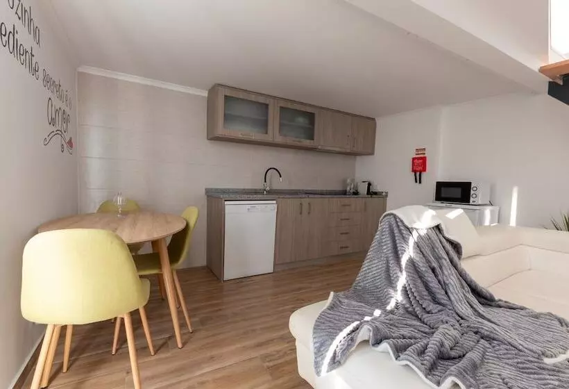 Aamiaismajoitus (B&B) Villa Alzira