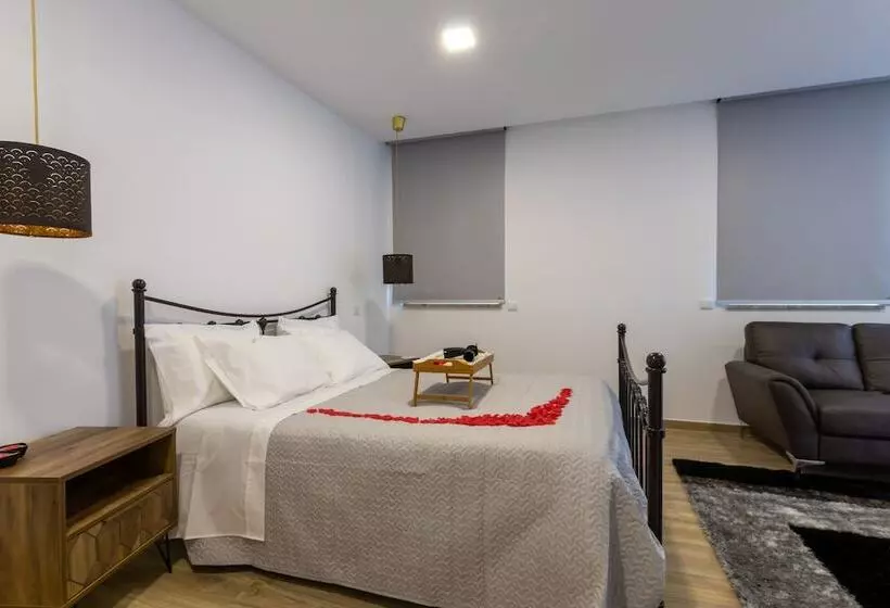 Aamiaismajoitus (B&B) Villa Alzira