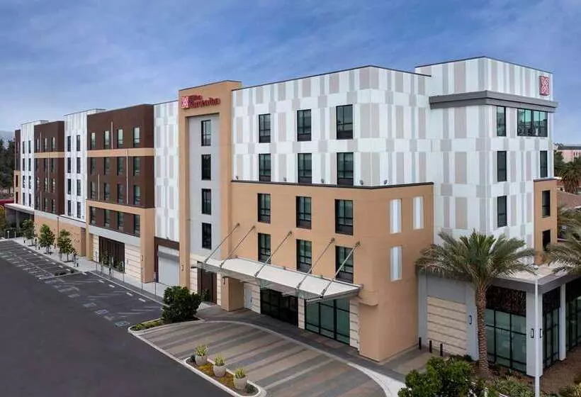 ホテル Hilton Garden Inn San Jose Airport