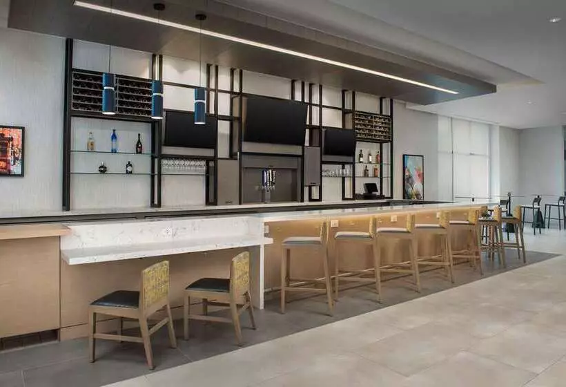 ホテル Hilton Garden Inn San Jose Airport
