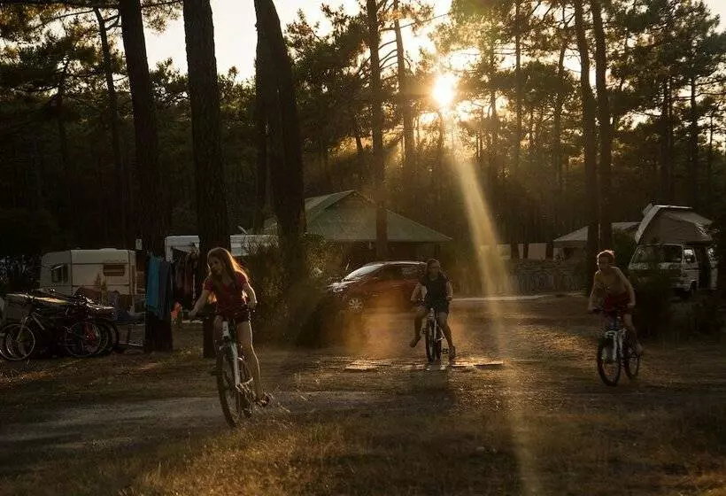 Hotelli Huttopia Lac De Carcans