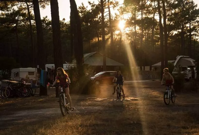 Hotelli Huttopia Lac De Carcans