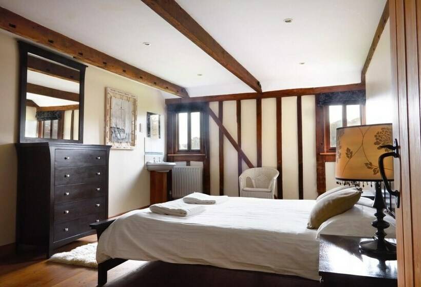 فندق The Granary