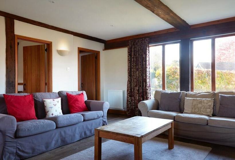 فندق The Granary