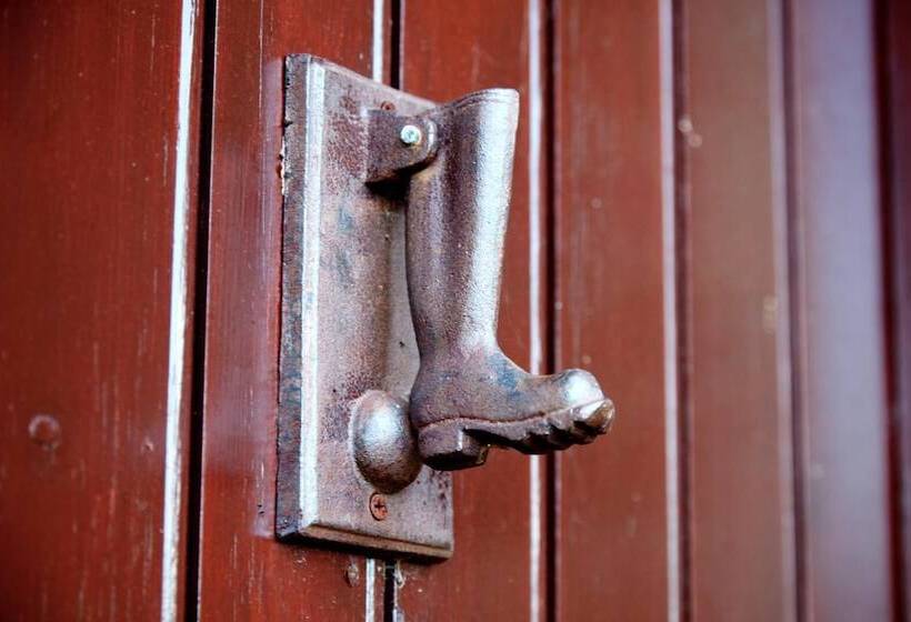 فندق The Granary