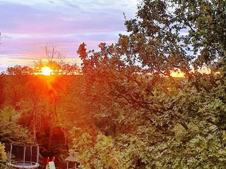 Majatalo Montèze Paradis