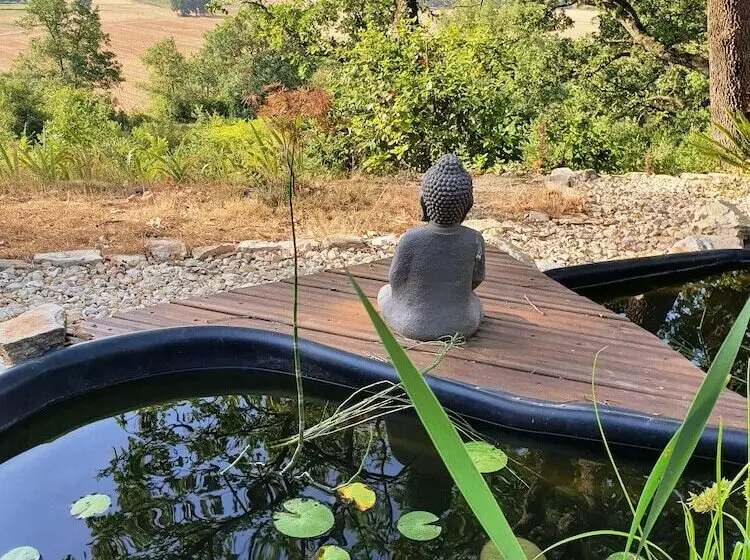 Majatalo Montèze Paradis