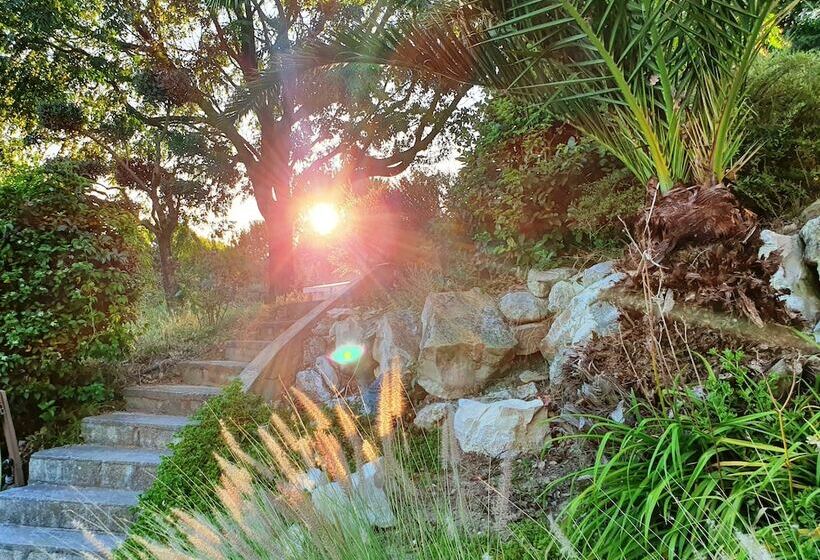 펜션 Montèze Paradis